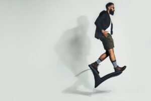 メンズ初心者が試すべき透明感のあるベースメイクのポイントは？