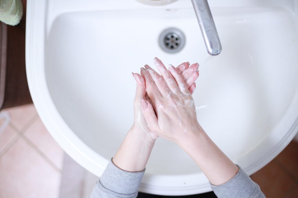 水光肌を作るための下地の選び方とは？